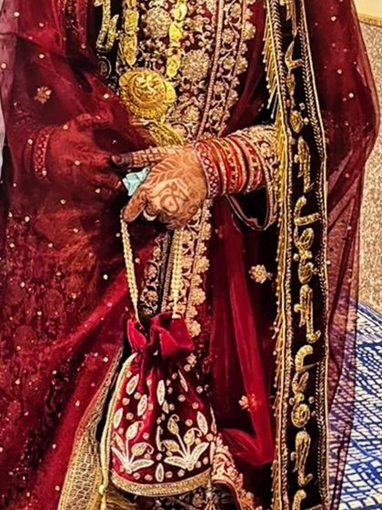 Hajira Mehendi Artist - Mehndi Artist Services The Signature Stain: Rich, Dark, and Organic photo 25