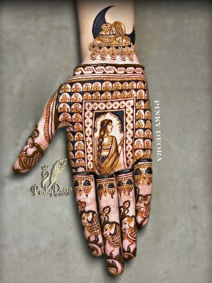 The final look of the framed woman design for Karwa Chauth, with added details and shading that bring the entire piece to life.