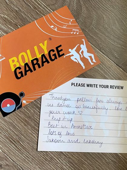 I love getting feedback like this! A handwritten note from a happy client who loved their wedding choreography.