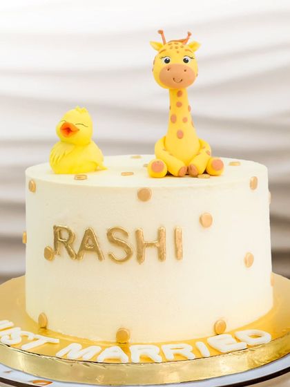 Neeth Medappa - Custom Celebration Cakes A Vow in Vanilla & Gold: Wedding & Engagement Cakes photo 31