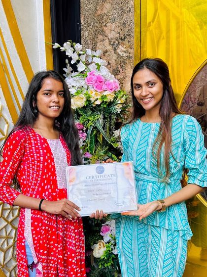 Celebrating this student's achievement! She has successfully completed the masterclass and is now a certified mehendi artist.