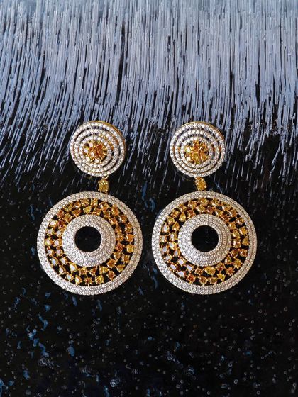 The Brilliance of Detail: Jewelry & Accessory Campaigns photo 25