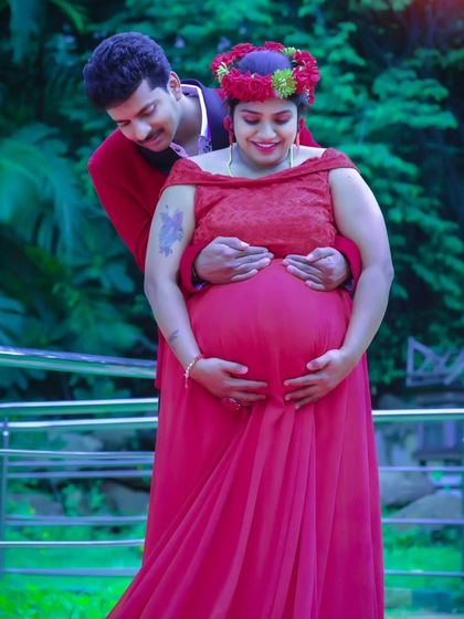 Costume Bank - Photoshoot & Videography Packages Maternity & Family Portraits photo 87