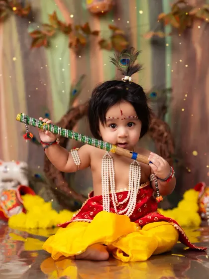 Celebrating culture and cuteness with our special 'Lil Kanha' photoshoot for Janmashtami. We love creating these unique, festive portraits that become treasured family heirlooms.