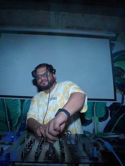 Digvijay Singh Thakur - DJ Services for Events & Parties The Ashvij Experience: DJ + Live Fusion photo 12