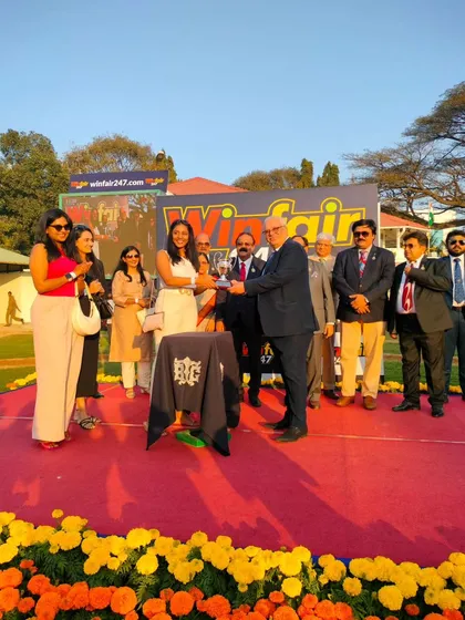 A moment from the T.B. Hanumantharaj Memorial Trophy ceremony.