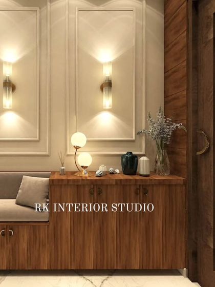 Welcoming Entrances & Foyers photo 5