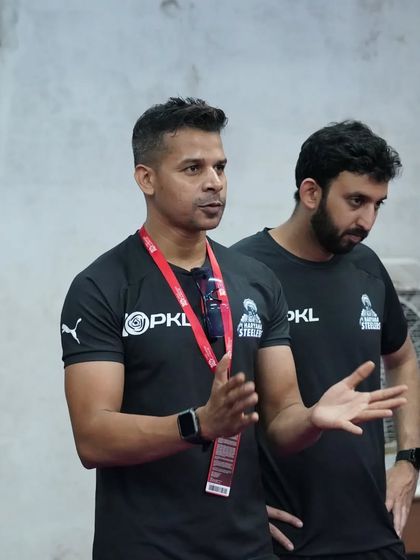 Explaining the session's objectives to the team. Clarity of purpose is essential for effective training.