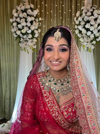 Classic Red & Pink Bridal Looks photo 47