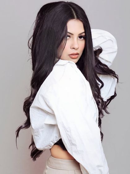 Modern Fashion & Lookbooks photo 3