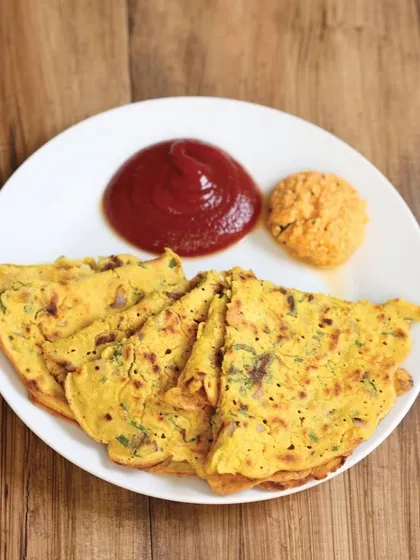 Who says healthy can't be delicious? This is a homemade besan cheela, or gram flour pancake. It's packed with protein, helps manage weight, and is great for digestion. It's a perfect example of how we can use ingredients already in our kitchen to make satisfying and healthy meals for kids.