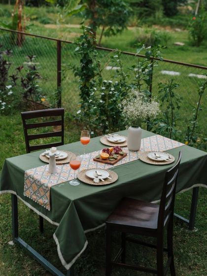 The Yellow Dwelling - Custom Soft Furnishings Stylish Dining: Tablecloths & Runners photo 14