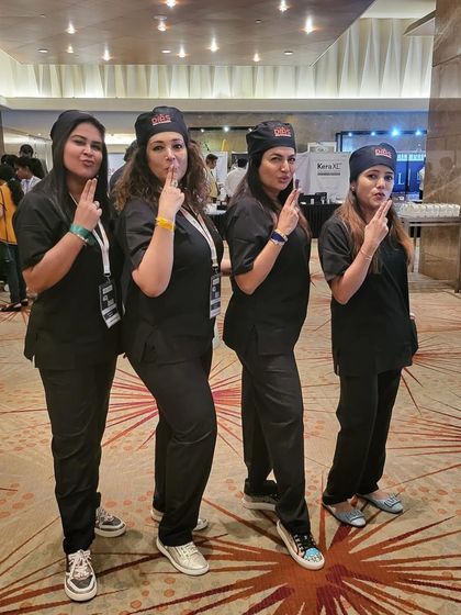 Having some fun with my "DIAS crew." These hands-on training sessions, from mastering injections to dissecting cadavers, are essential for achieving excellence in aesthetic dermatology.