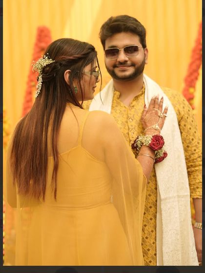 Vibrant Haldi & Mehendi Looks photo 15