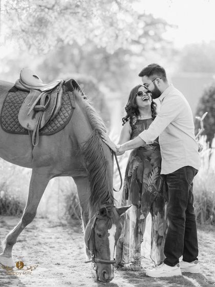 Happy Stillz - Pre-Wedding Shoots Natural Light & Park Romance photo 3