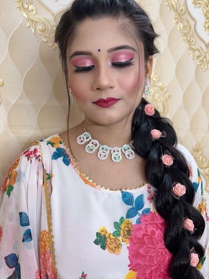 Glam Reception & Party Looks photo 59