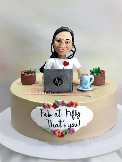 Personalized Story Cakes photo 21