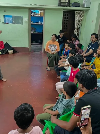 A fun and special day at the Sinchana Foundation. The kids absolutely enjoyed the "Rooster Raaga" puppet show and the craft activity that followed.