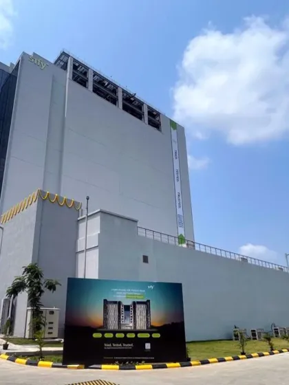 The completed facade of the green data center campus in Siruseri, Chennai. As the design partners, we focused on creating a structure that is not only aesthetically striking but also meets the highest standards of energy efficiency and operational excellence.