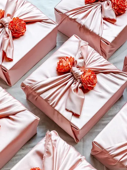 We believe presentation is everything. This elegant Furoshiki-style fabric wrapping is one of our favorite ways to add a unique and sustainable touch to a gift, making the unboxing experience just as special as the gift itself.