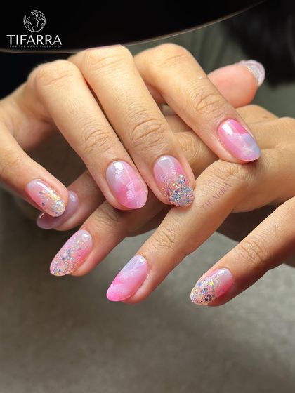 Another angle of the beautiful pink watercolor and glitter set.