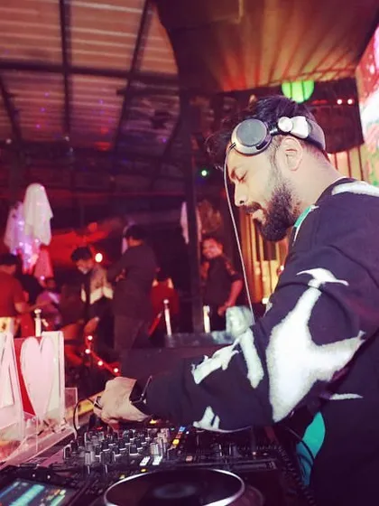 Focused on the mix at Bombay Adda. Every transition is crafted to maintain the flow and energy of the night.