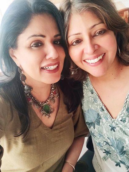 A happy selfie with my friend Divu on my birthday. You can see the beautiful vintage silver and green enamel choker more clearly here.