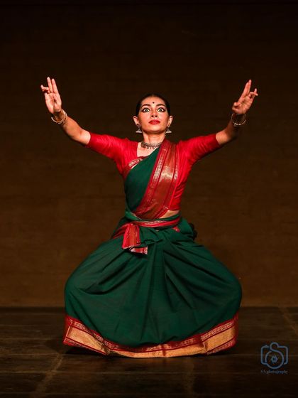 A strong, grounded pose that conveys authority and power. The versatility of Bharatanatyam allows for the expression of a wide spectrum of characters and emotions.