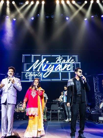 The full lineup on stage in LA. We bring a complete musical package for your event.