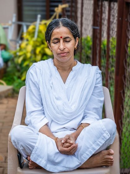 Art of Living - Spiritual Retreats & Campus Experience A Day at the Ashram: Sadhana, Satsang & Stillness photo 27