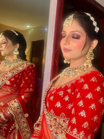 Classic Bridal Looks photo 11