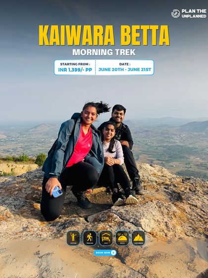 A group of friends on the Kaiwara Betta morning trek.