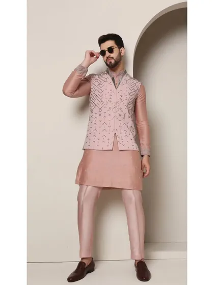 The 'Mystic Rose' bandi set, styled with sunglasses for a modern, cool vibe. This ensemble is perfect for making a bold fashion statement.
