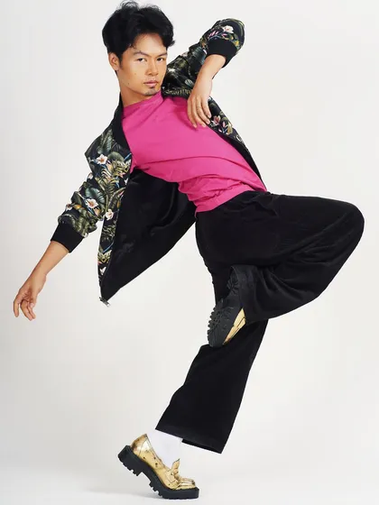 Movement as the muse. The grooming for this shot was designed to look effortless and fresh, even through dynamic choreography.