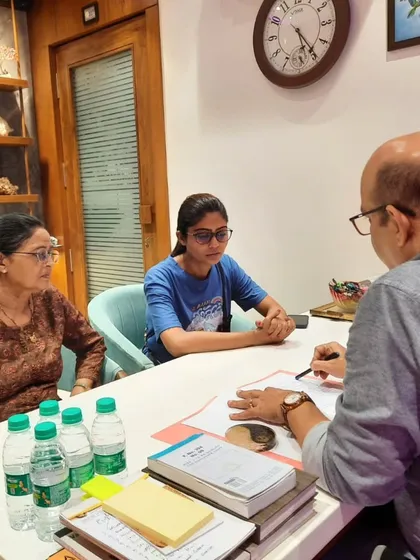 A mother and daughter attending a session together. I provide guidance for all ages, helping parents understand their children better and helping young adults navigate life's challenges.
