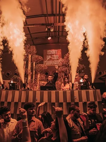 A closer look at the stage and the hyped-up crowd at De'orra, Chandigarh.