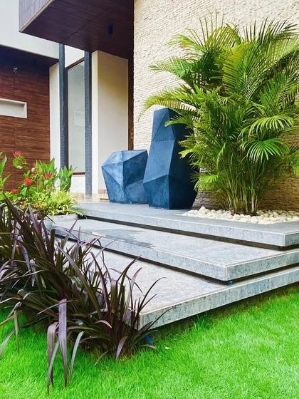 Lush Farmhouse & Villa Landscapes photo 75