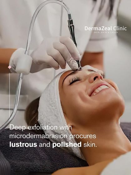 This image captures a microdermabrasion treatment in action. This deep exfoliation procedure helps procure lustrous and polished skin with minimal downtime.