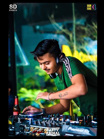 Kuldeep Parmar - Private & Corporate Event DJ Behind the Console photo 6
