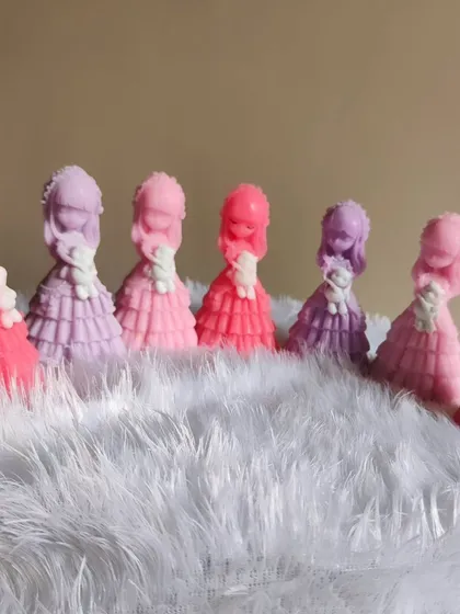 A lineup of the lovely doll soaps, perfect as a special gift for a little girl.