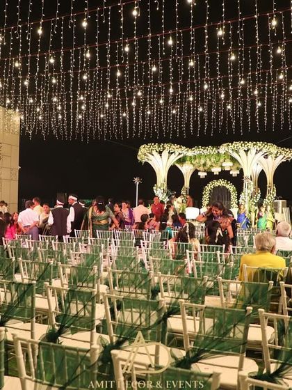 Enchanted Garden: White & Pastel Themes photo 5