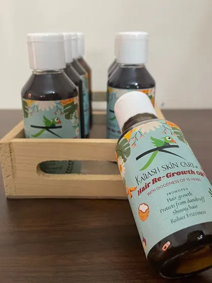 My Hair Re-Growth oil is a bestseller for a reason. It's packed with the goodness of 15 herbs to promote hair growth, protect from dandruff, add shine, and reduce frizziness. It also has a lovely cooling and relaxing effect.