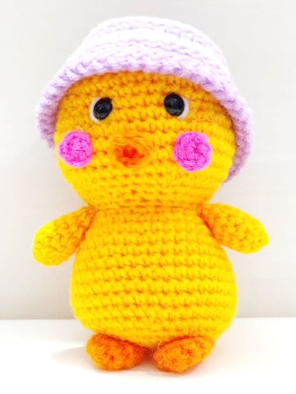 Duke wearing his stylish bucket hat.