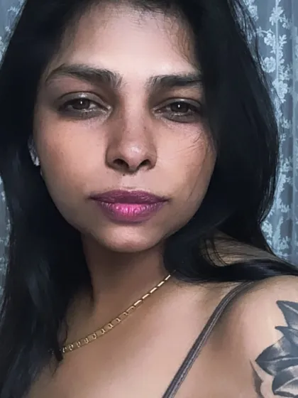 Another selfie, because why not? Embracing every angle and every part of my story.