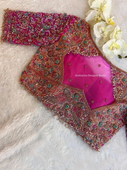 Anthariya by Nidhi Gowda - Ethnic Wear Design & Embroidery Courses Bridal Masterpieces: Aari & Zardozi Embroidery photo 7