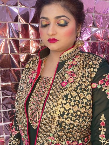 Glam Reception & Party Looks photo 41