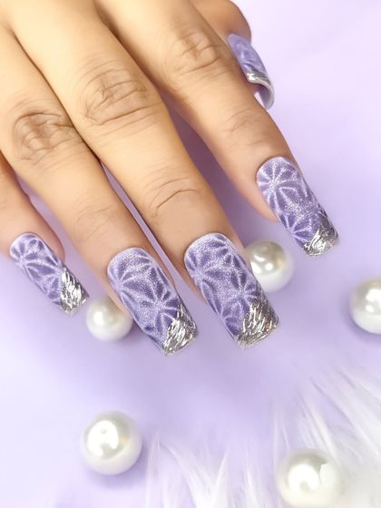 Unleash Your Creativity: Modern Nail Styles photo 22