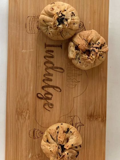 Another view of my filo potlis, or parcels. Each one is a bite-sized snack, perfect for tea time or as an appetizer.