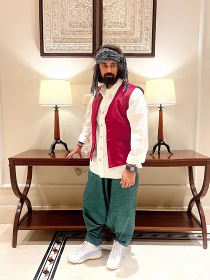My look for the live show in Sri Lanka. I always dress to match the energy and vibe of the performance and the location.