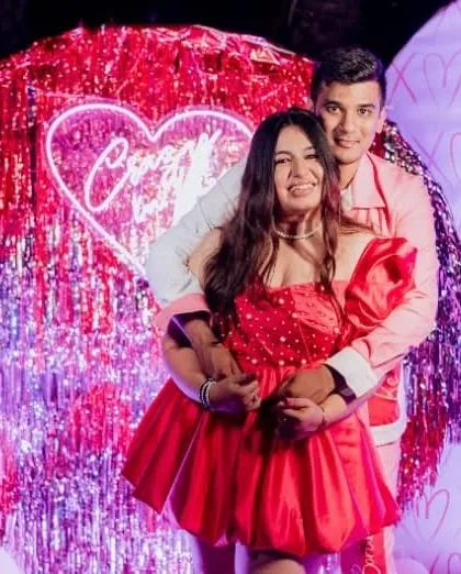 A cozy moment for the couple amidst their "Crazy in Love" themed party. Even in the middle of a big celebration, we make sure to create spaces for intimacy.
